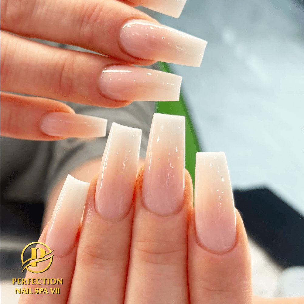 Baby boomer ombre coffin extensions